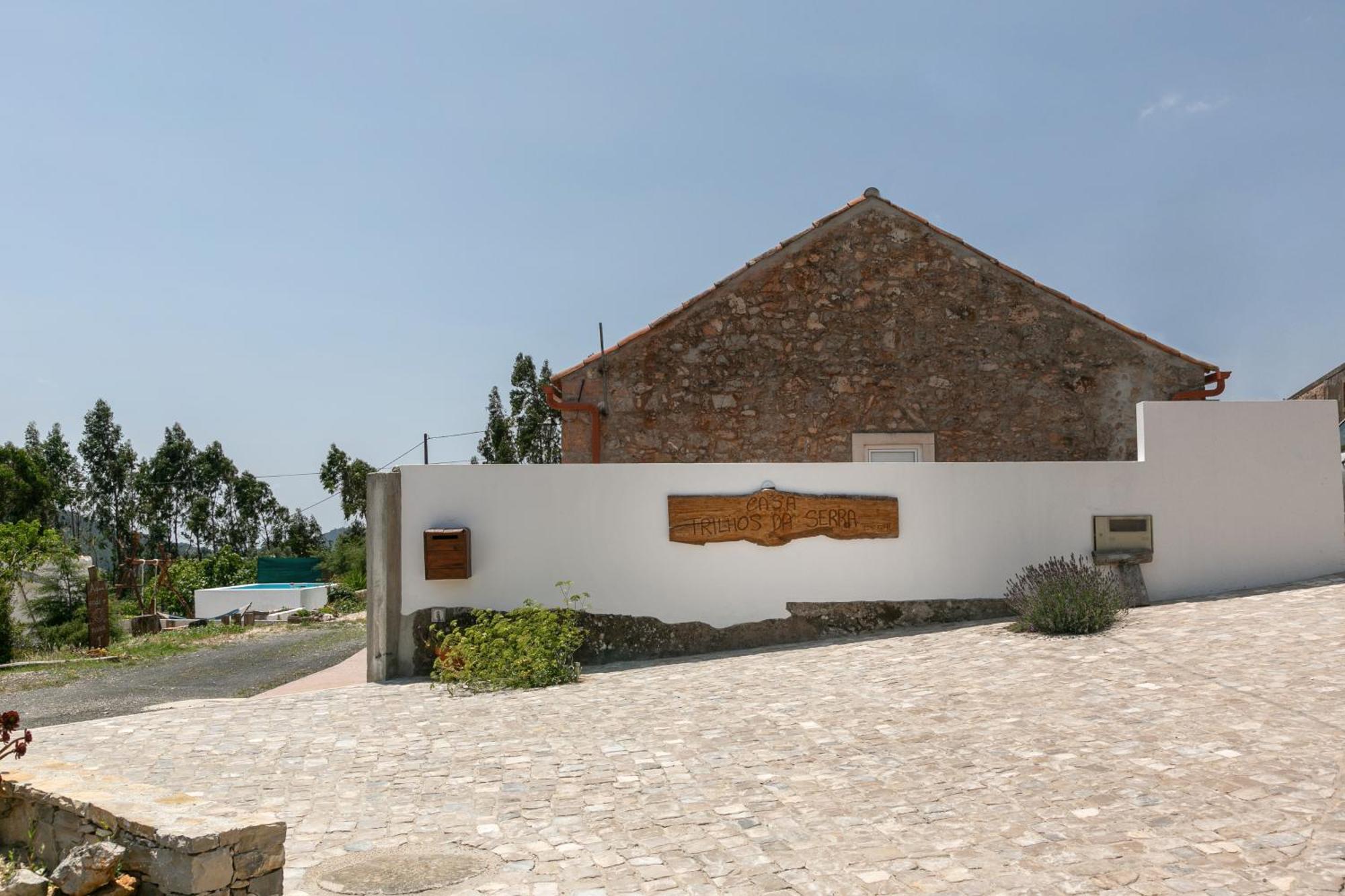 Casa Trilhos Da Serra Alcobertas Exteriör bild